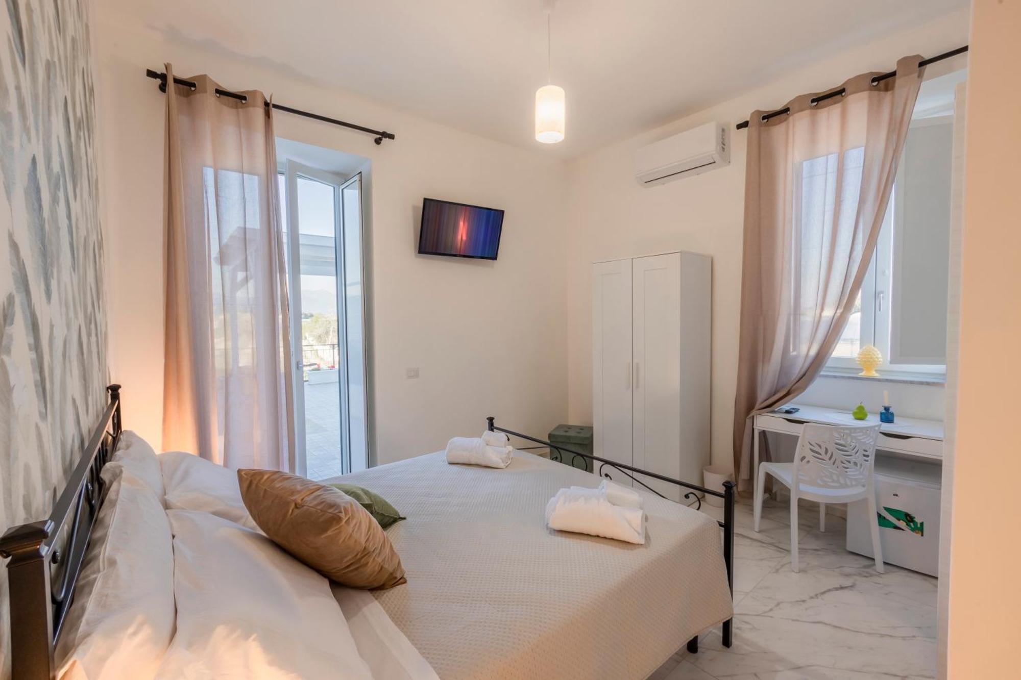 Cientopera Suite Rooms Pontecagnano Esterno foto