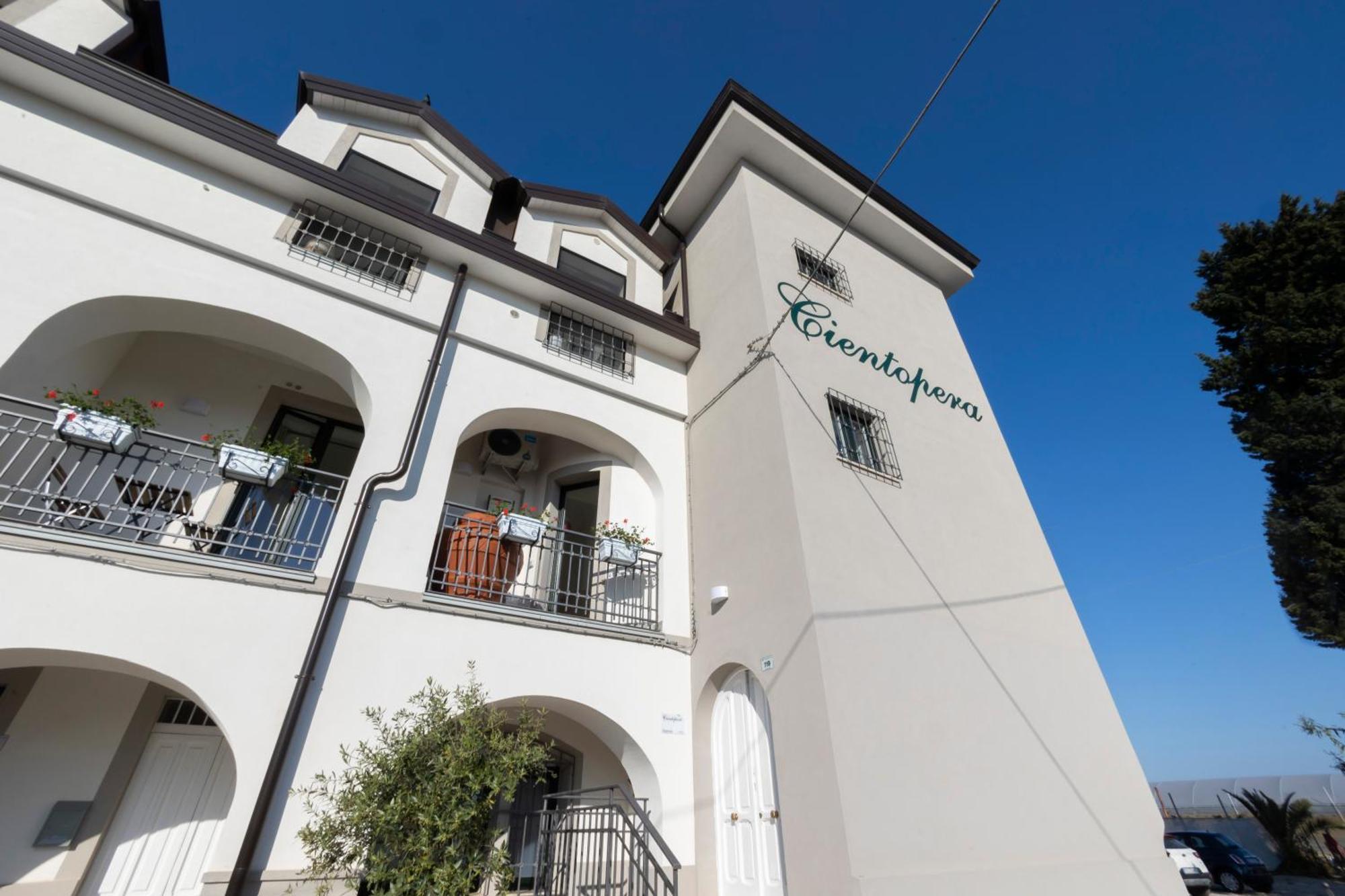 Cientopera Suite Rooms Pontecagnano Esterno foto